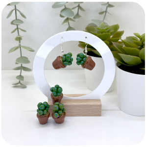 little flower shrubs